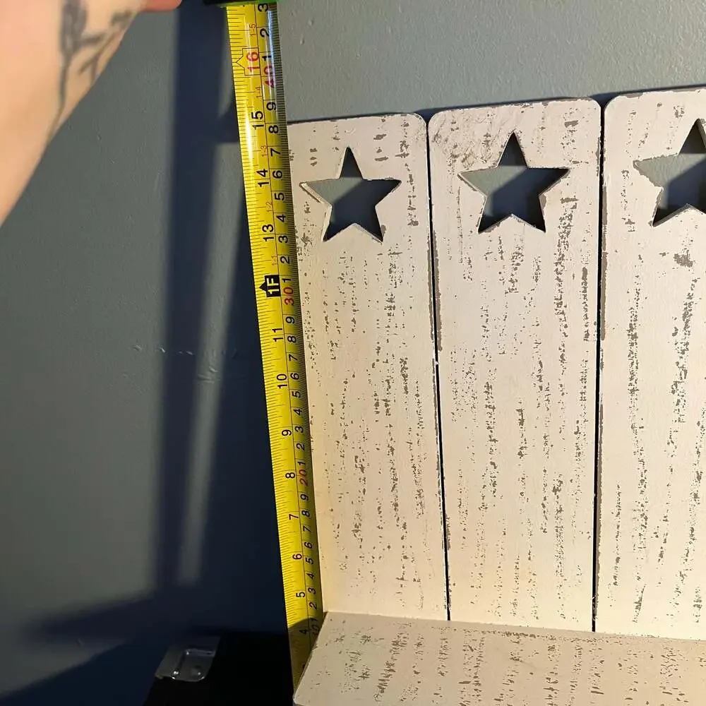 Rustic Farmhouse White Star Cutout Wall Shelf with 6 pegs